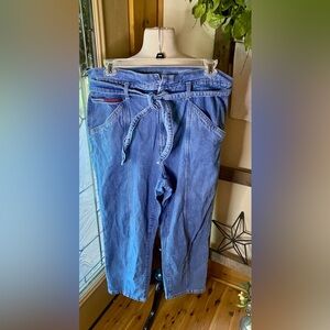💥Tommy Hilfiger High-Waist Belted Retro-Look Jeans💥 NWOT